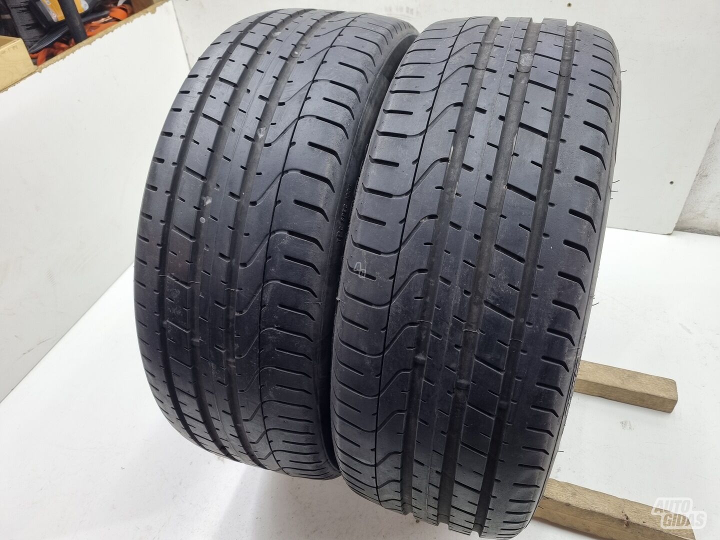 Pirelli 6-7mm R20 vasarinės padangos lengviesiems