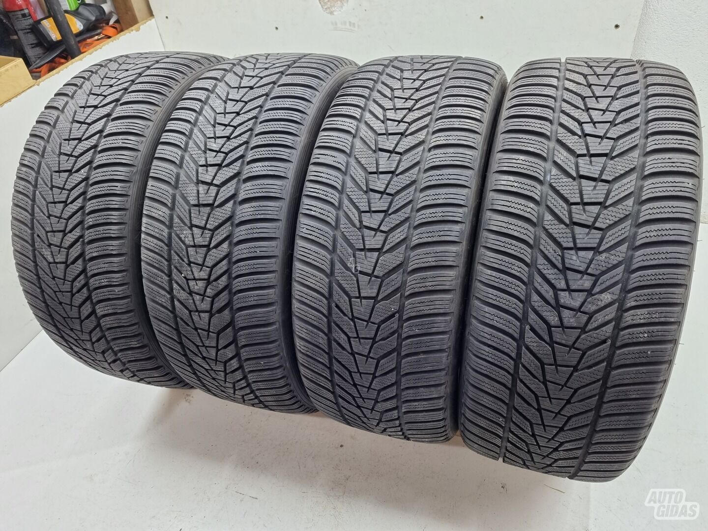 Hankook 7-8mm, 2021m R20 žieminės padangos lengviesiems