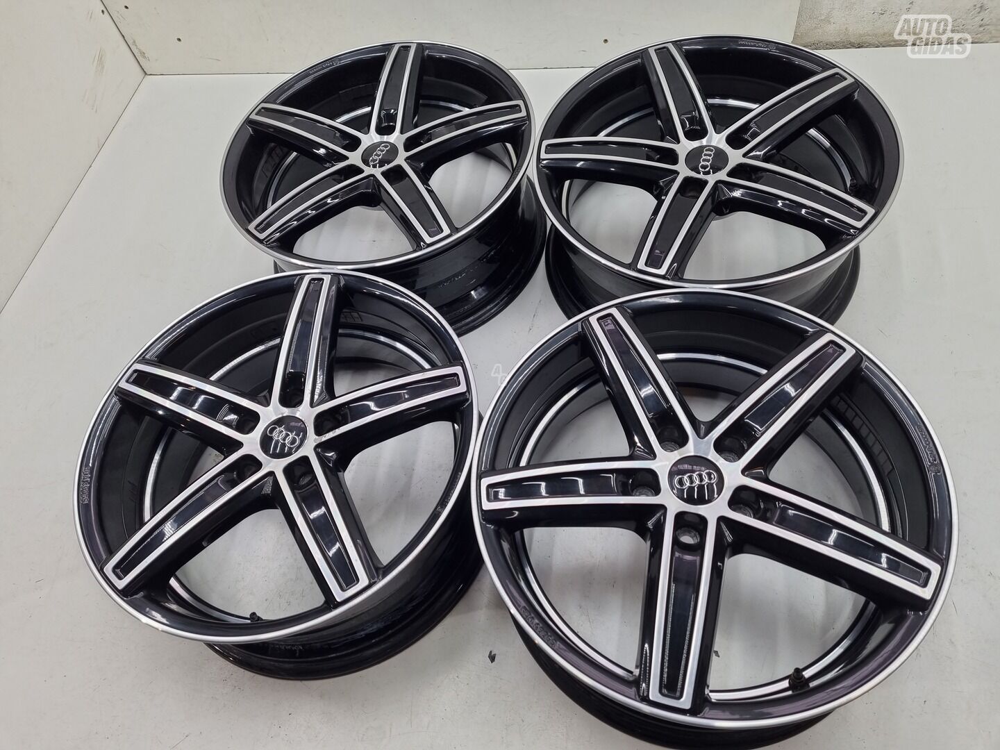 Audi R18 A6 light alloy R18 rims