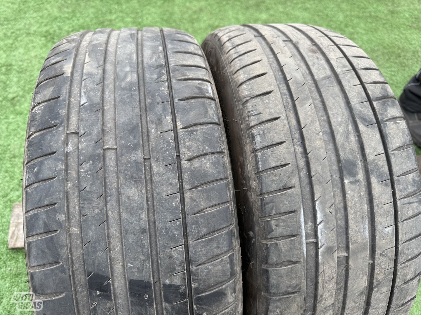 Michelin Siunciam, 5mm  R18 vasarinės padangos lengviesiems