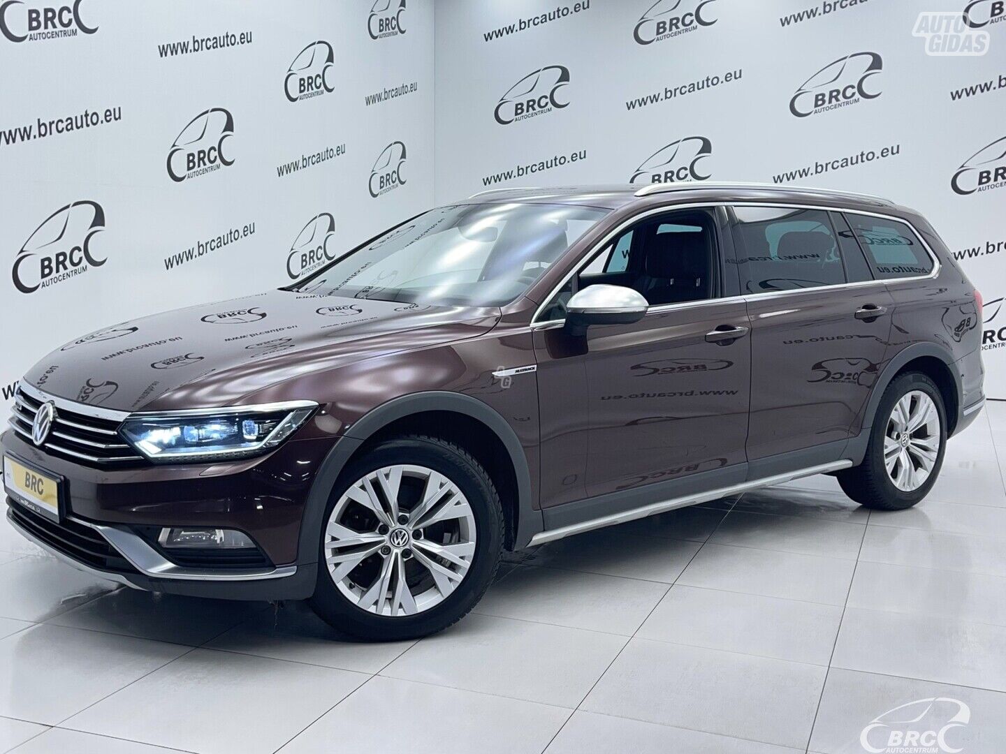 Volkswagen Passat Alltrack 2.0 TDI 4Motion Auto 2018 г