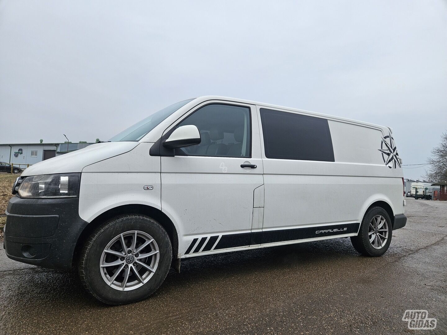 Volkswagen Transporter 2011 y Minibus