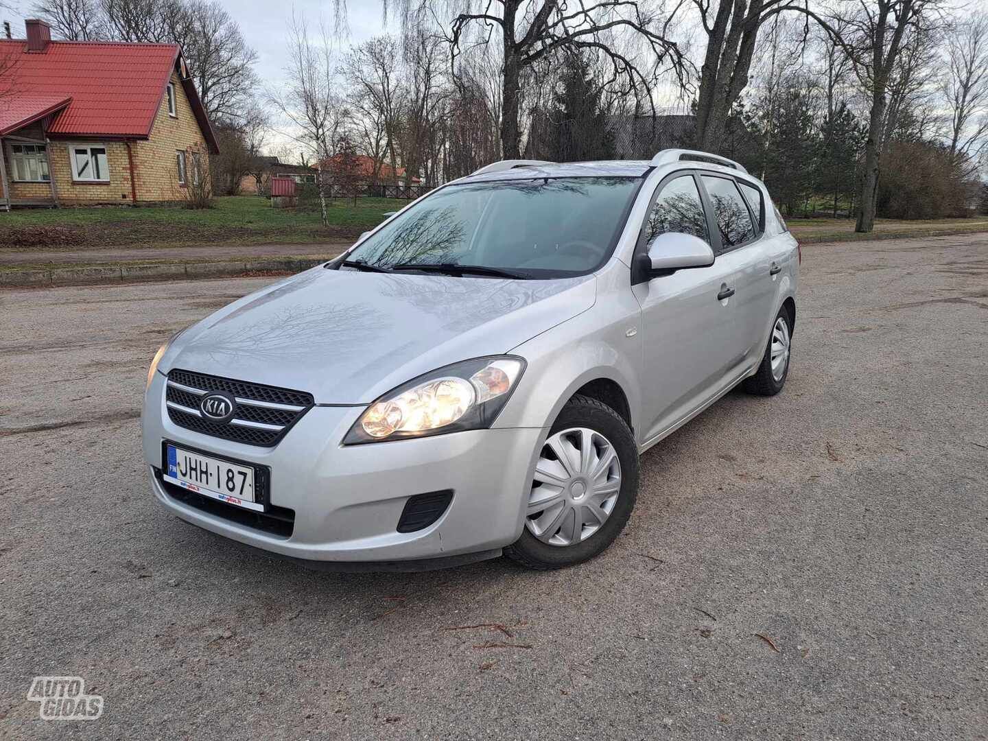 Kia Cee'd 2008 m Universalas