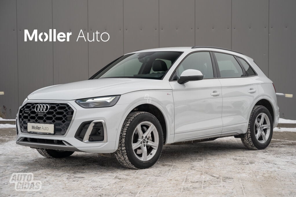 Audi Q5 2021 y Off-road / Crossover