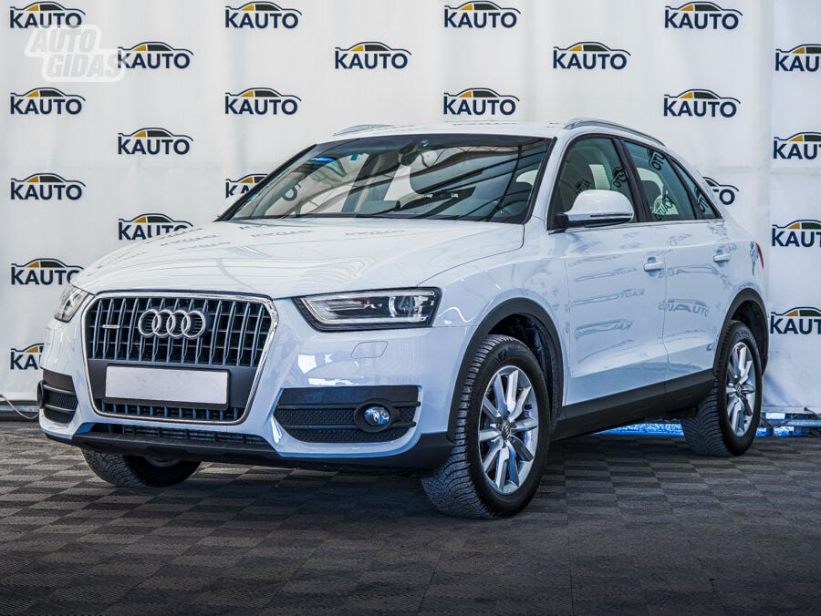 Audi Q3 2012 y Off-road / Crossover