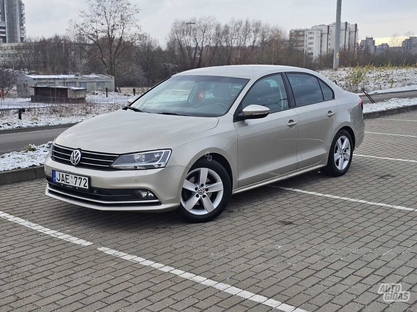 Volkswagen Jetta 2015 г Седан