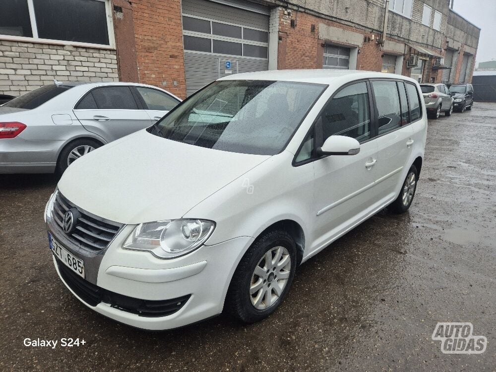 Volkswagen Touran 2008 m Vienatūris