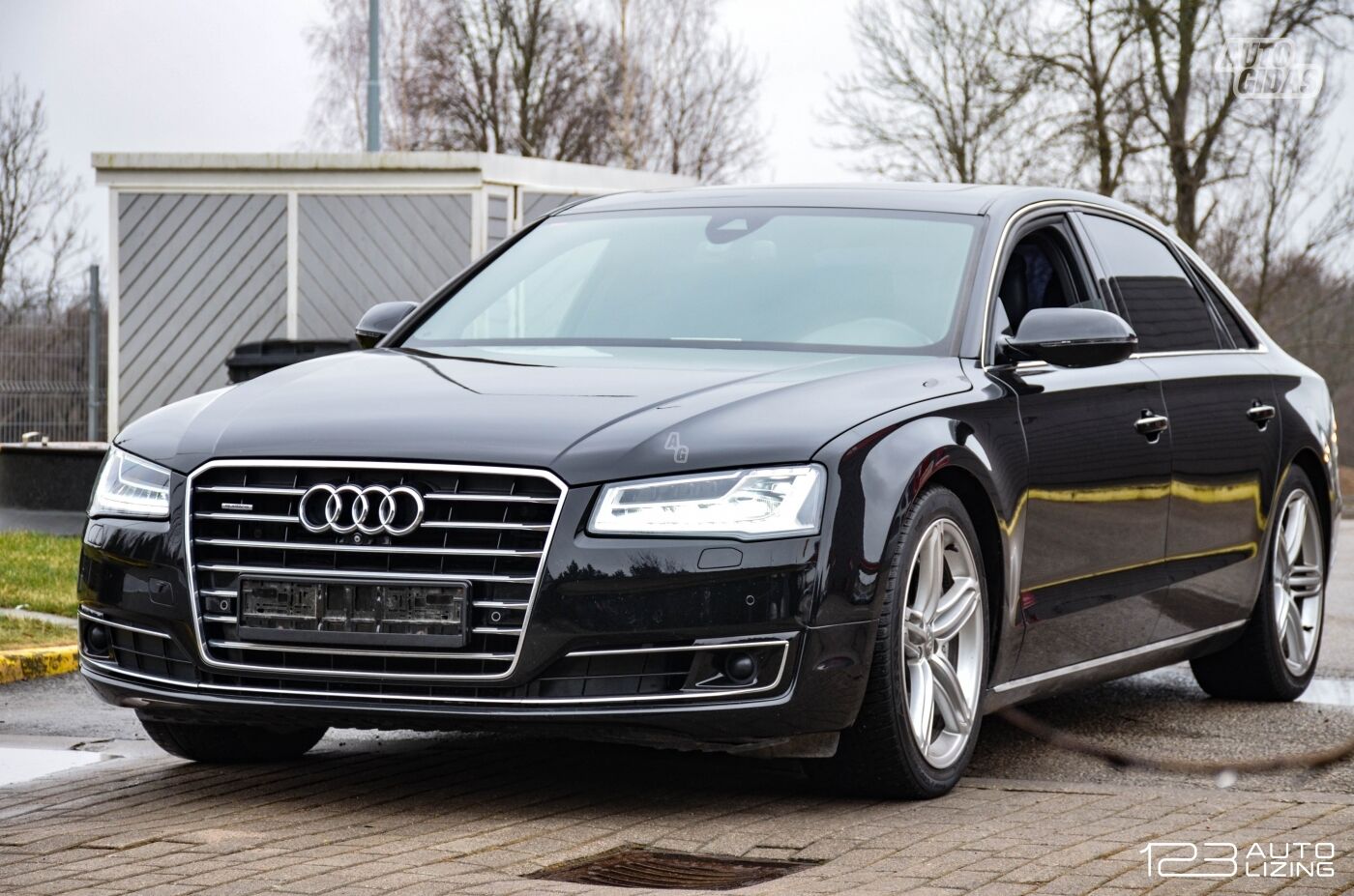 Audi A8 2013 m Sedanas