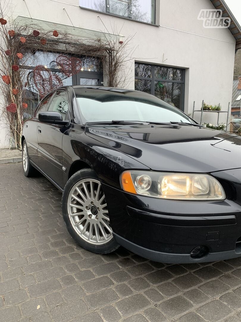 Volvo S60 2005 г Седан