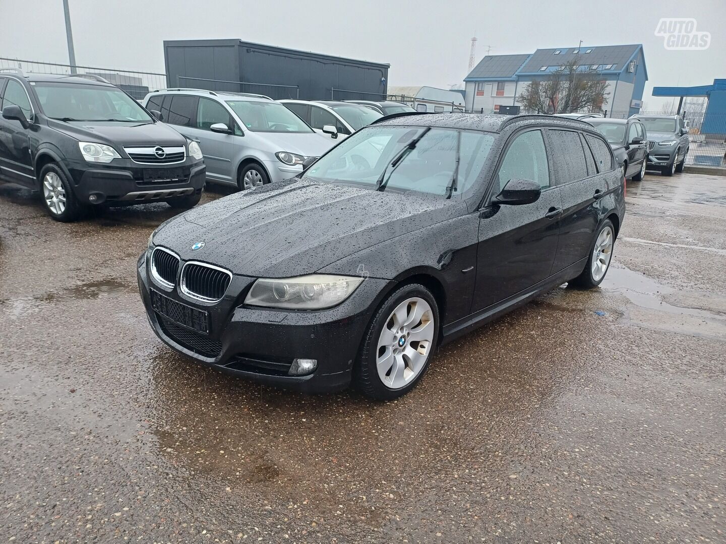 Bmw 320 2010 г Универсал