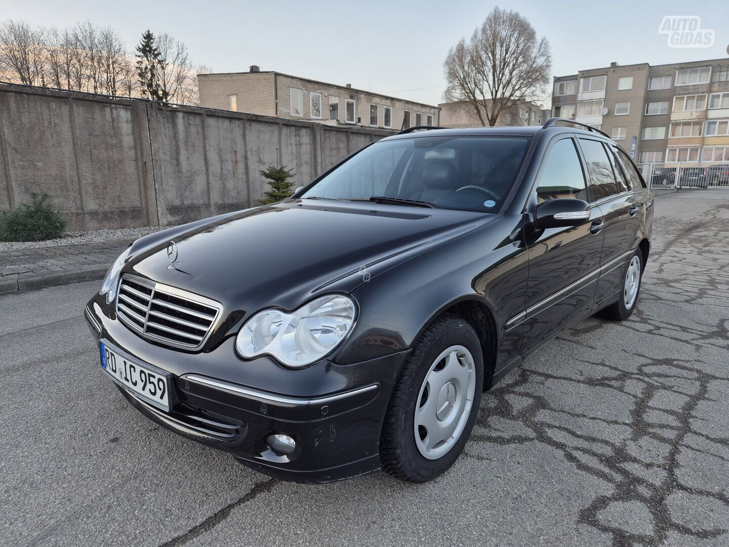 Mercedes-Benz C 220 2006 y Wagon