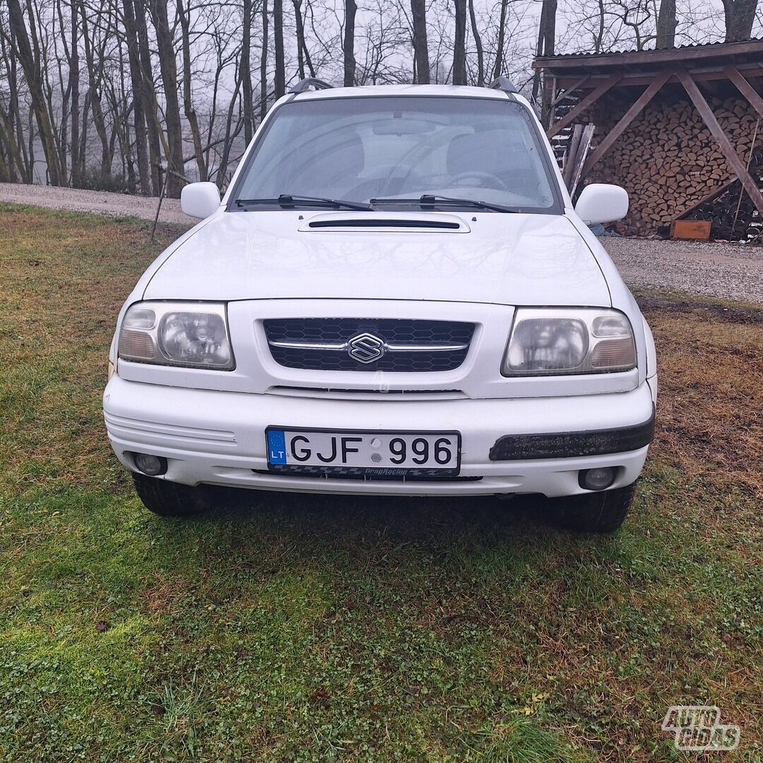 Suzuki Grand Vitara 2000 m Visureigis / Krosoveris