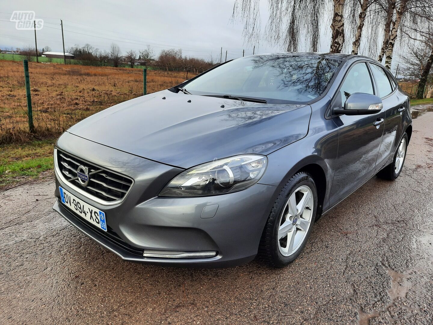 Volvo V40 2014 г Хэтчбек