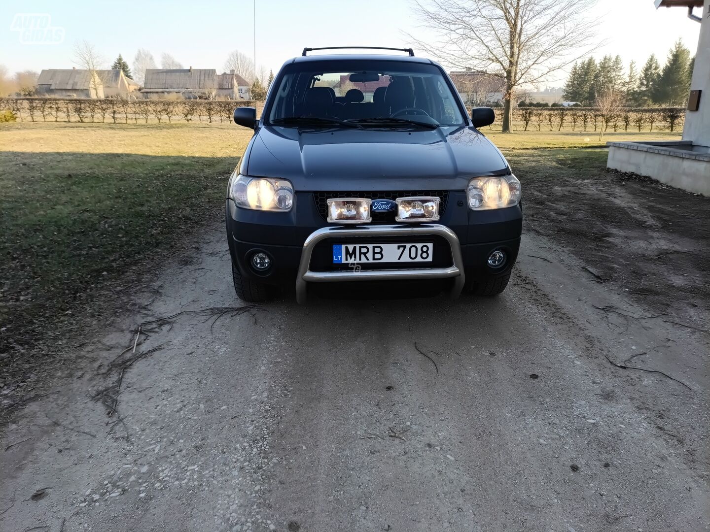 Ford Maverick 2006 y Off-road / Crossover