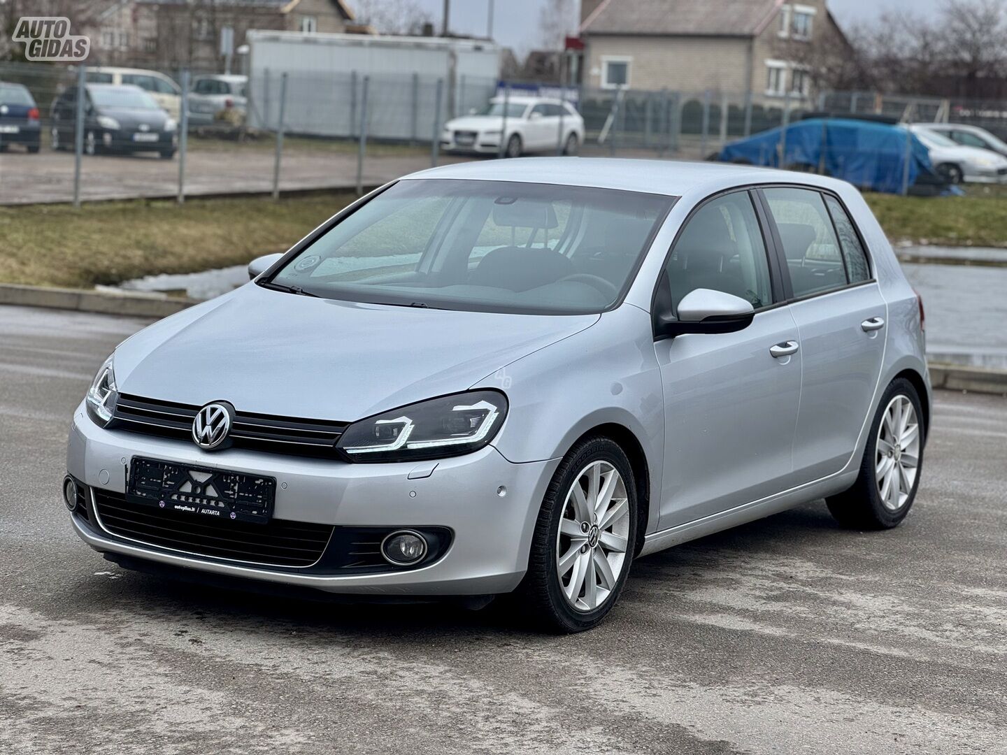 Volkswagen Golf 2010 y Hatchback