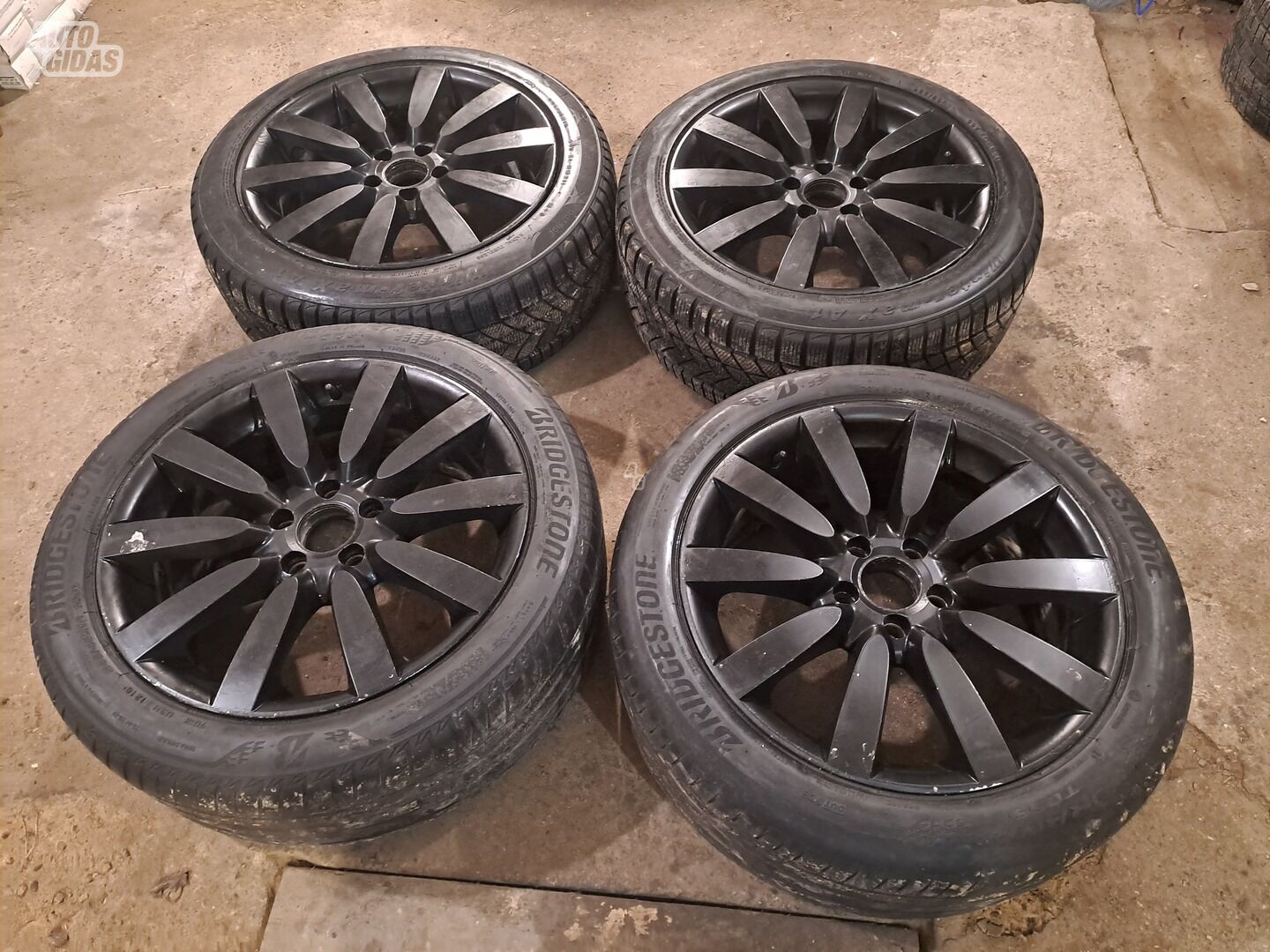 Light alloy R18 rims