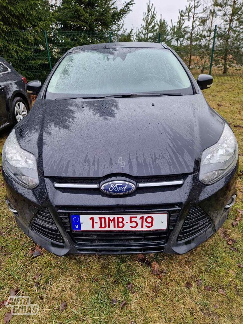 Ford Focus 2011 г Хэтчбек