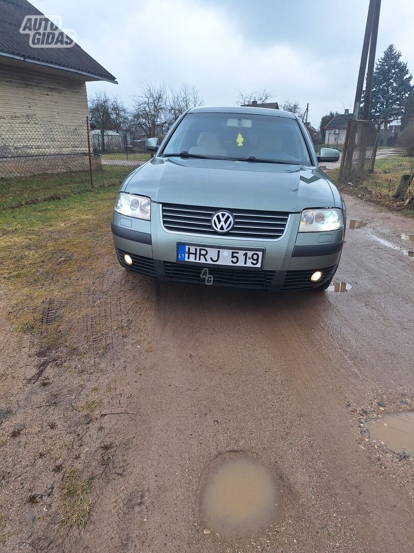 Volkswagen Passat 2004 y Sedan