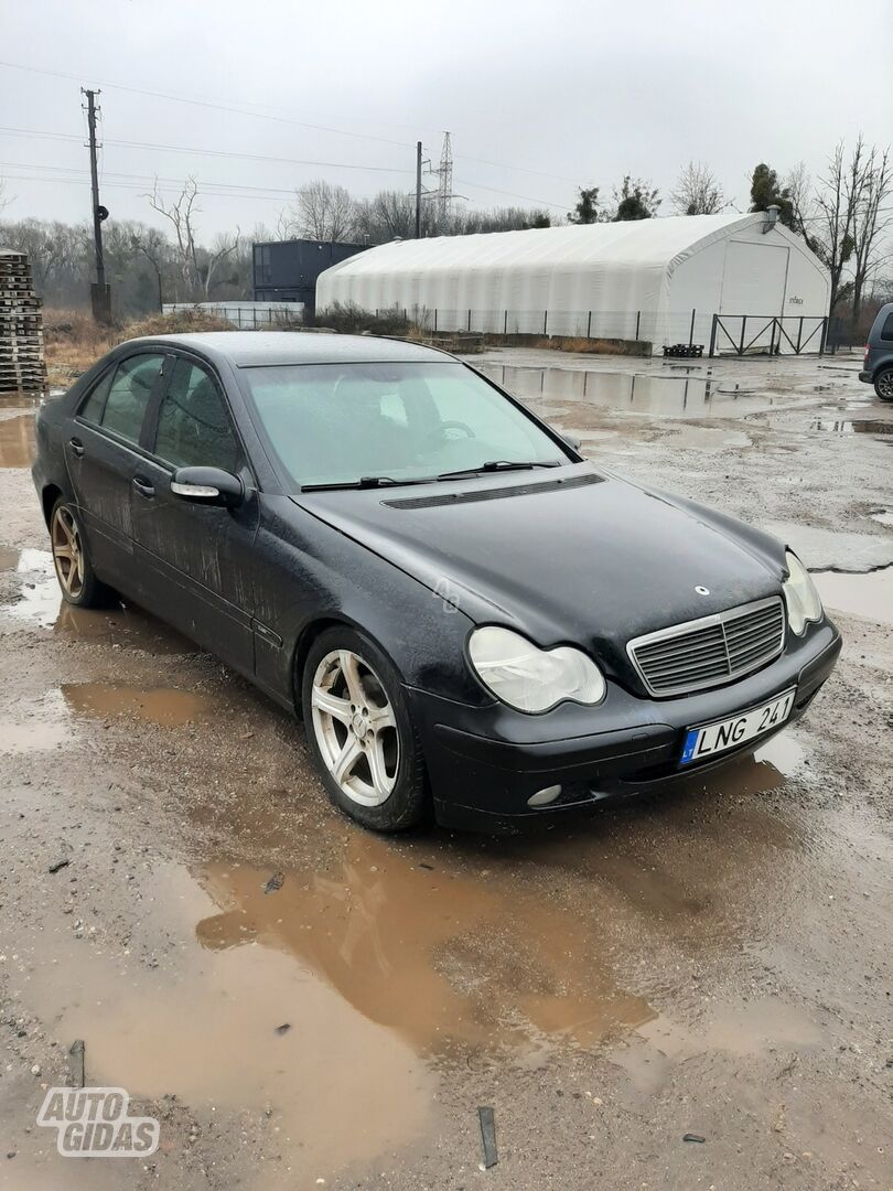 Mercedes-Benz C 220 2001 m Sedanas