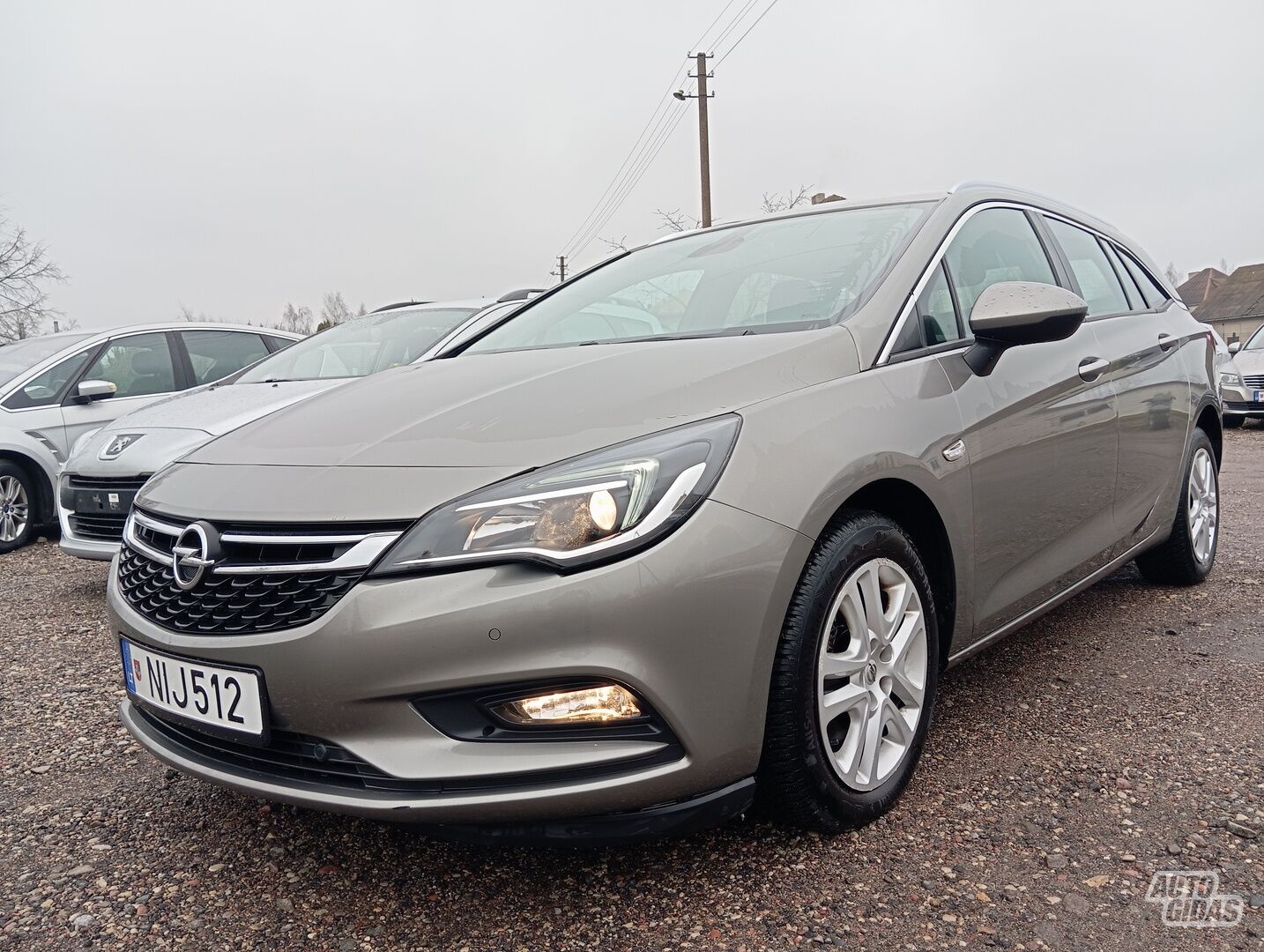 Opel Astra 2017 г Универсал