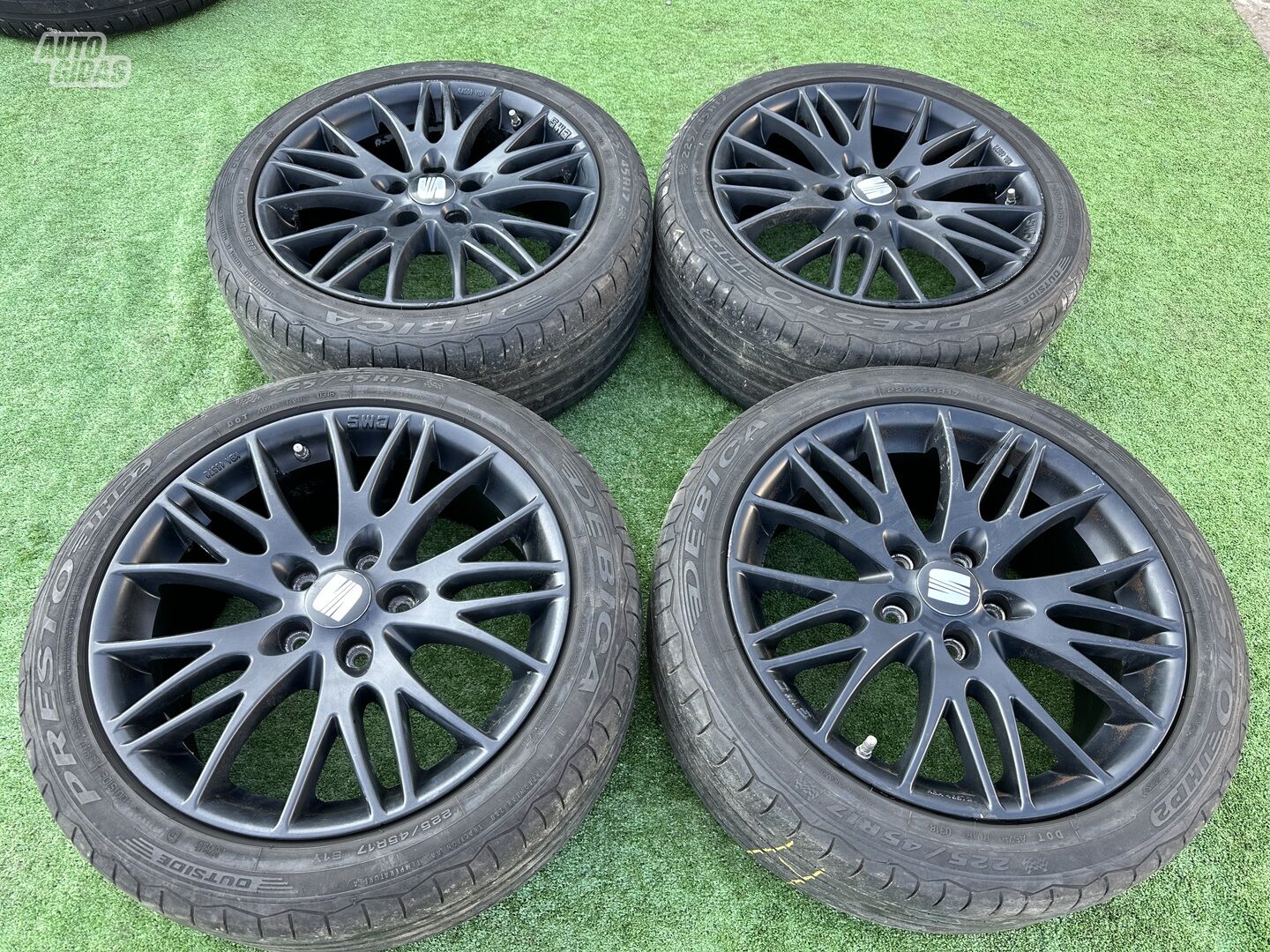 Seat Siunciam, 7.5J ET48 light alloy R17 rims