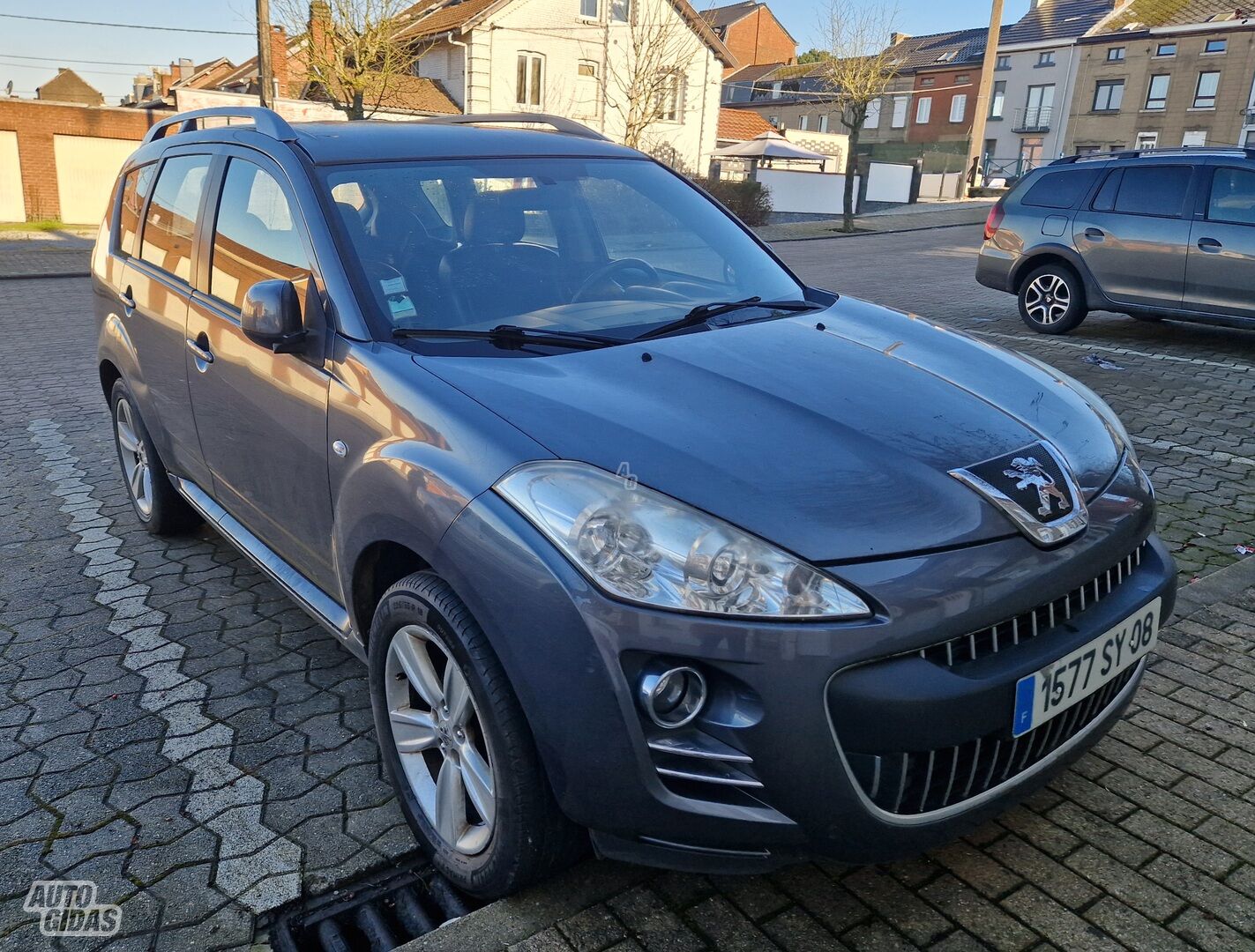 Peugeot 4007 2008 y Off-road / Crossover