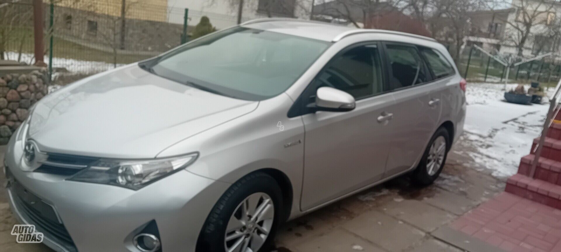 Toyota Auris 2014 г Универсал