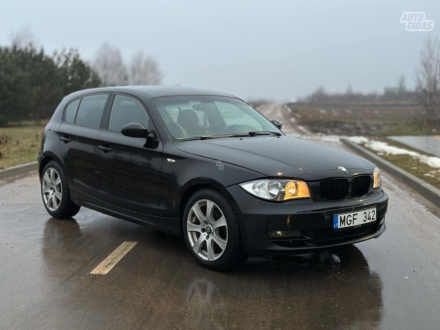 Bmw 118 2008 г Хэтчбек