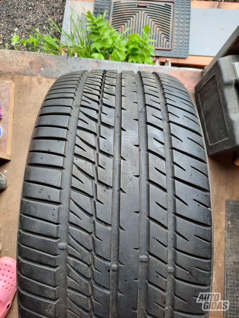 Kumho ECSTA X3 R20 summer tyres passanger car