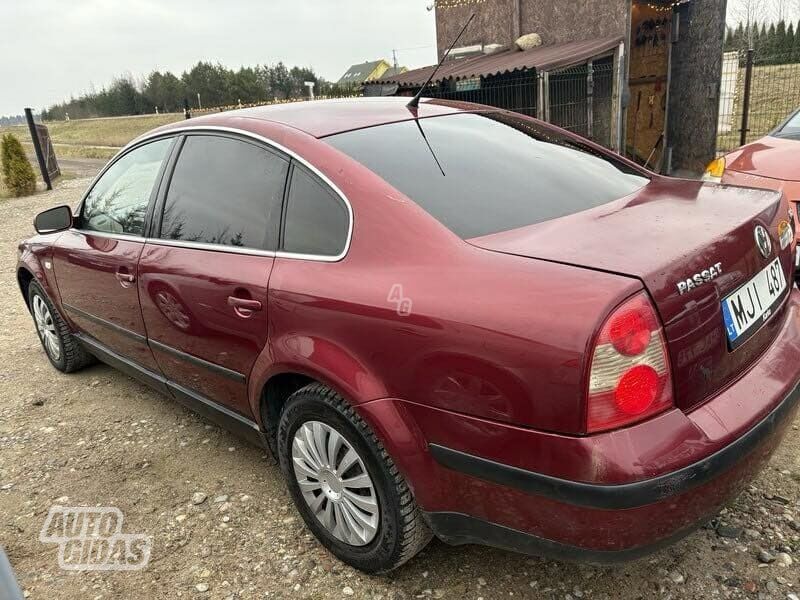 Volkswagen Passat 2003 г Седан