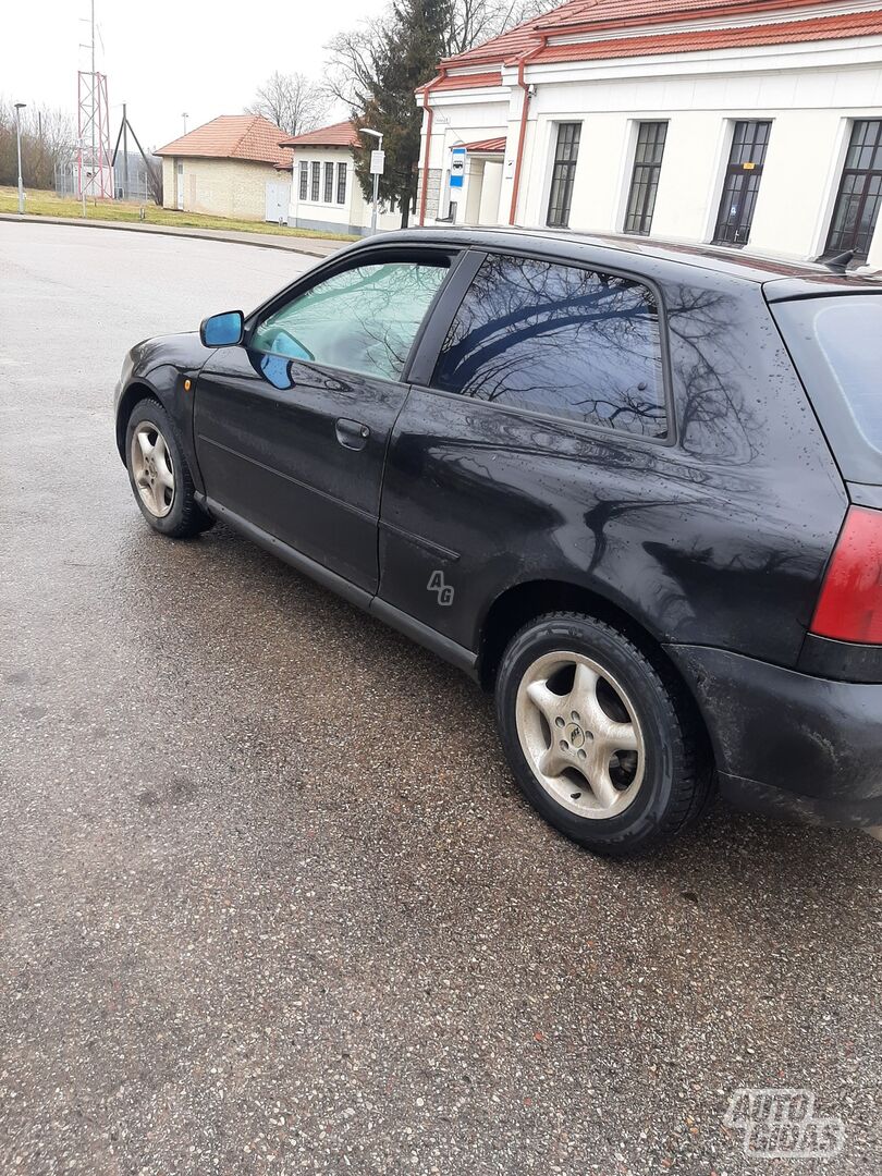 Audi A3 1999 г Хэтчбек