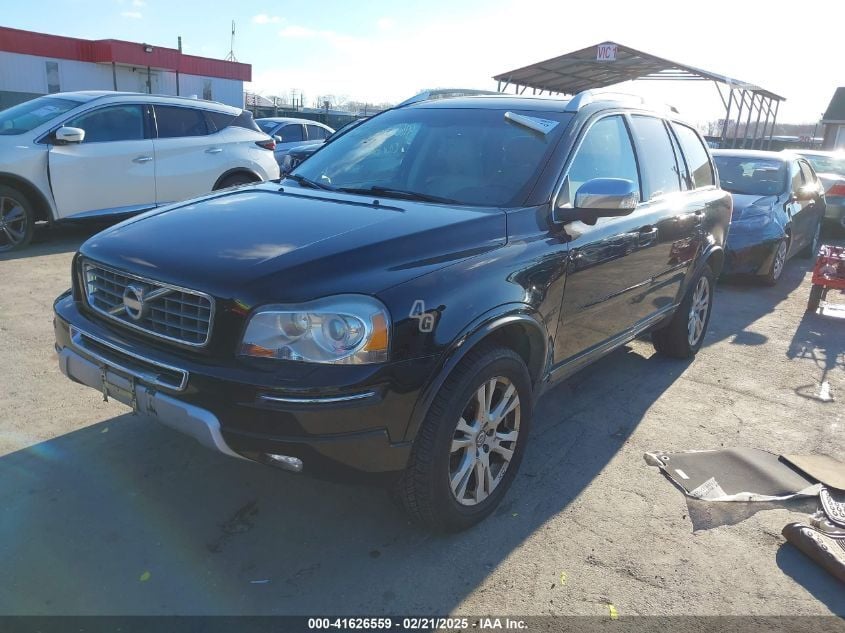 Volvo XC90 2013 г Внедорожник / Кроссовер