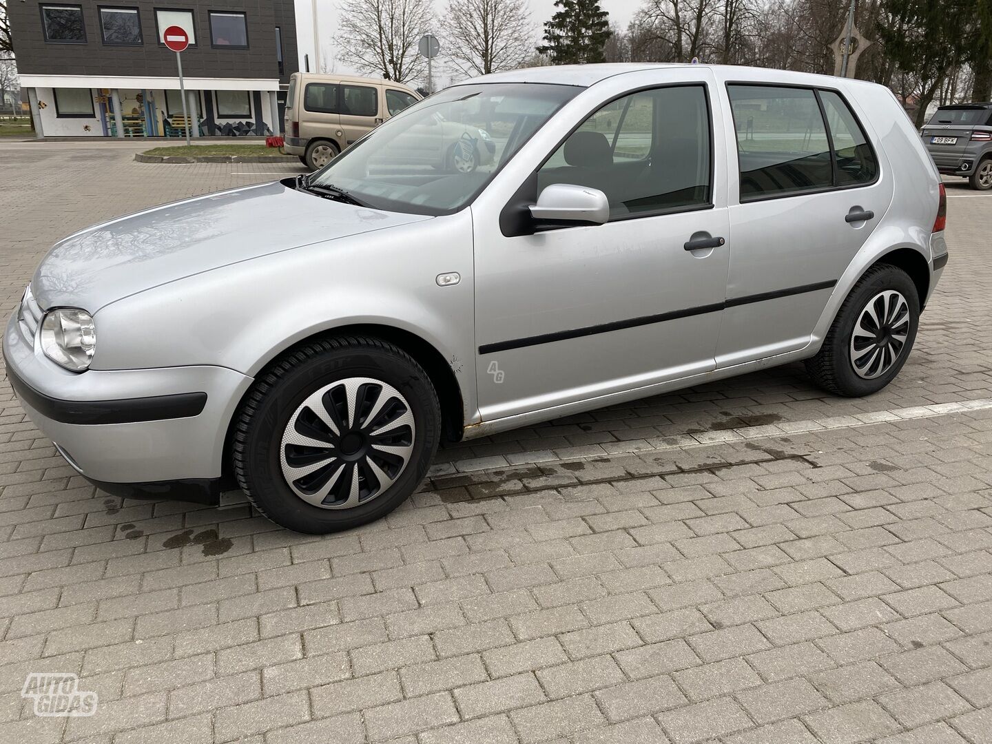 Volkswagen Golf 2000 m Hečbekas