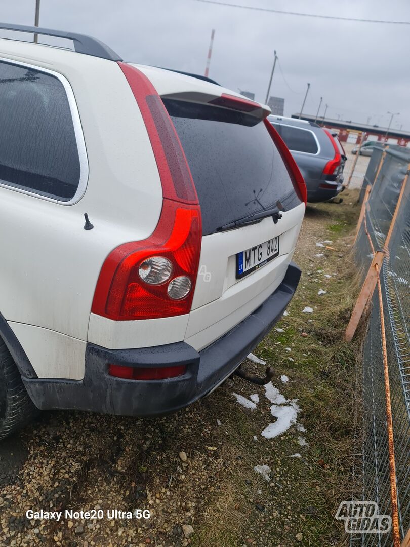 Volvo XC90 2003 y Off-road / Crossover