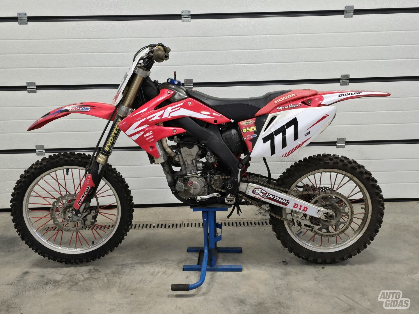 Honda CRF250R 2009 y Motocross / Supermoto motorcycle