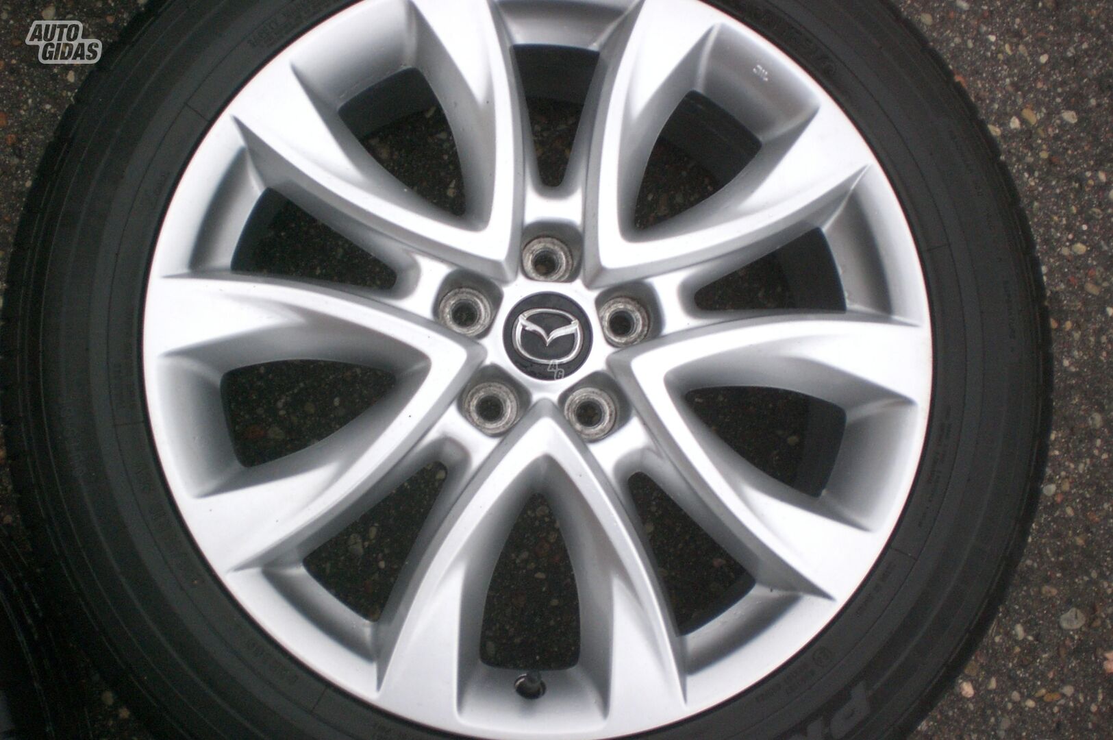 CX-5 light alloy R19 rims