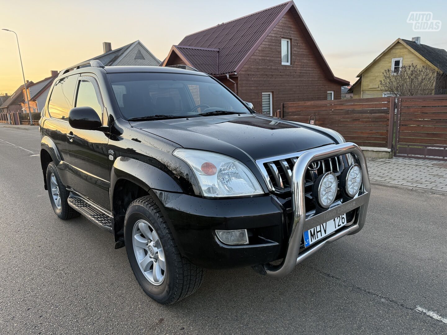 Toyota Land Cruiser 2005 г Внедорожник / Кроссовер