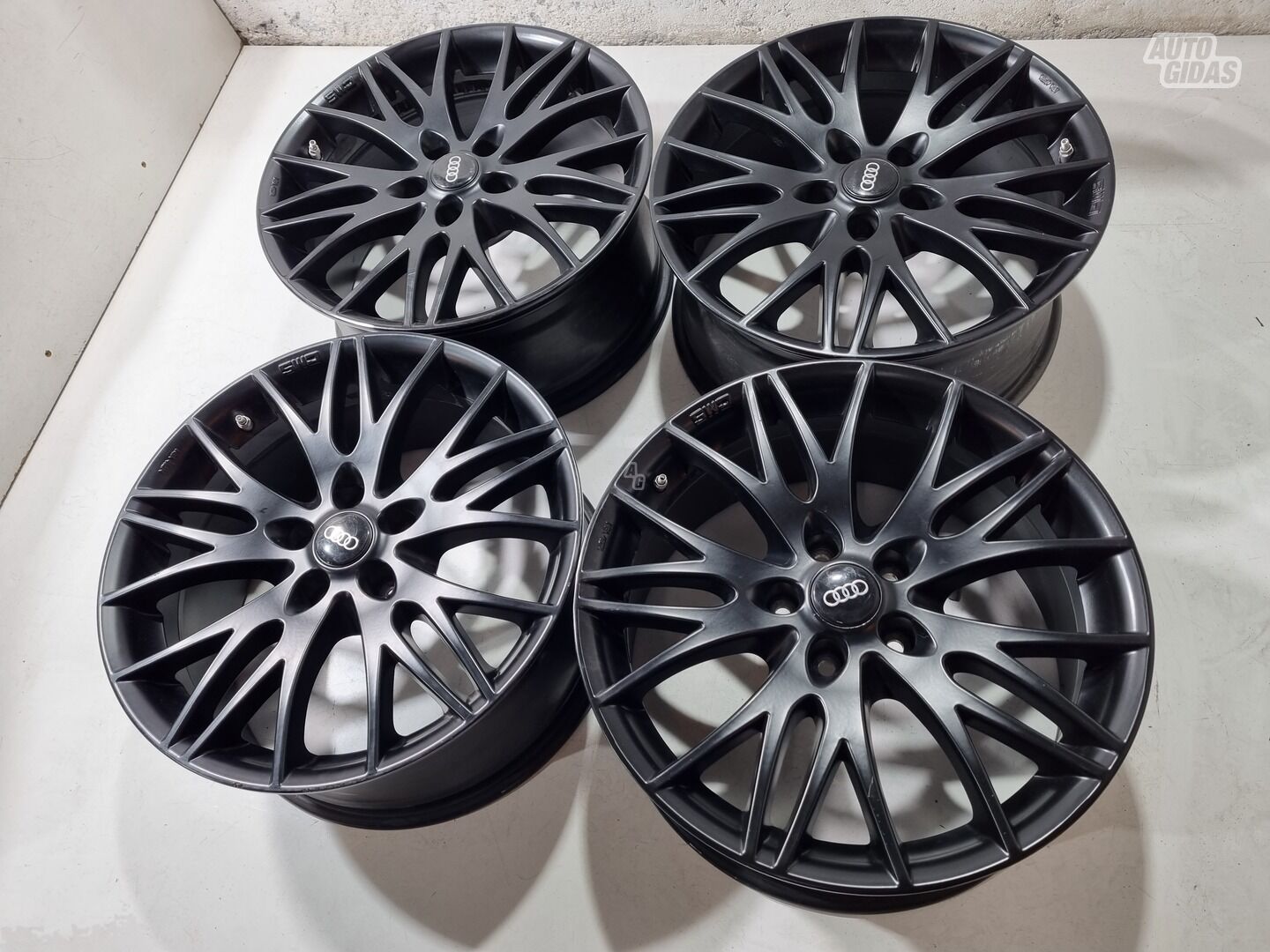 Audi A4 R18 A4 light alloy R18 rims