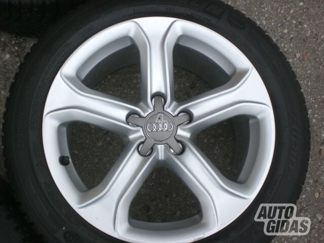 Light alloy R17 rims