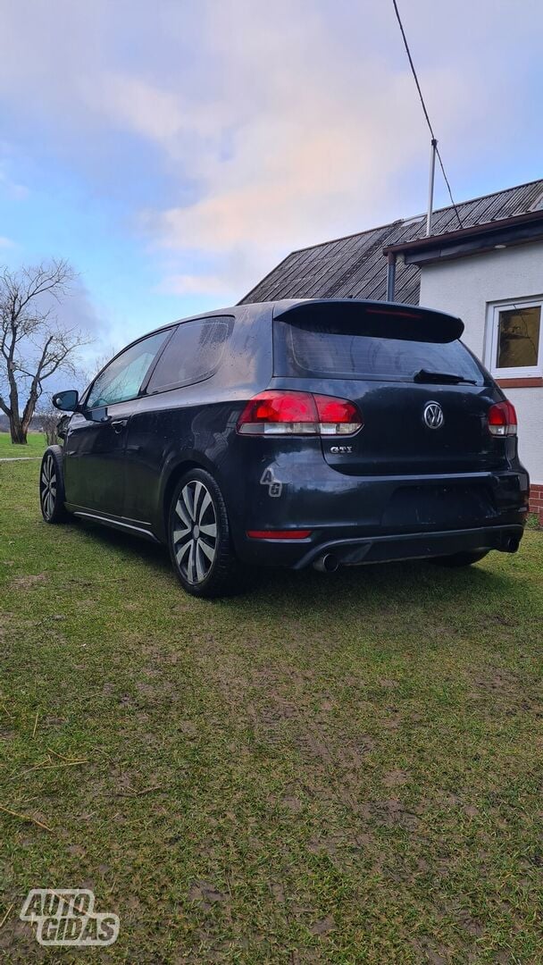 Volkswagen Golf GTI 16V 2010 m