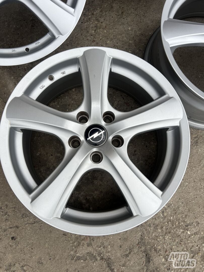 Opel ASTRA,ZAFYRA light alloy R17 rims