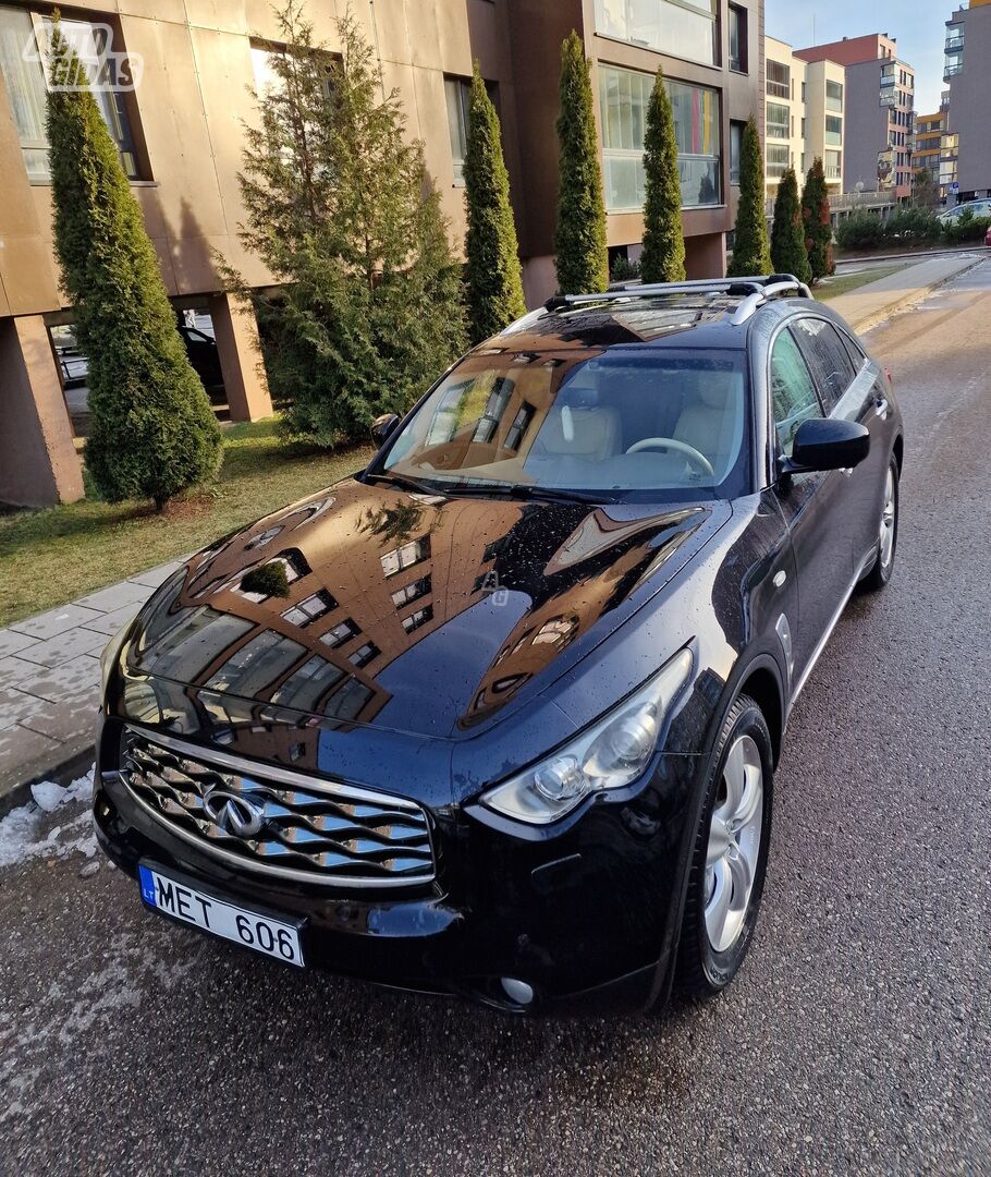 Infiniti FX30 2011 y Off-road / Crossover