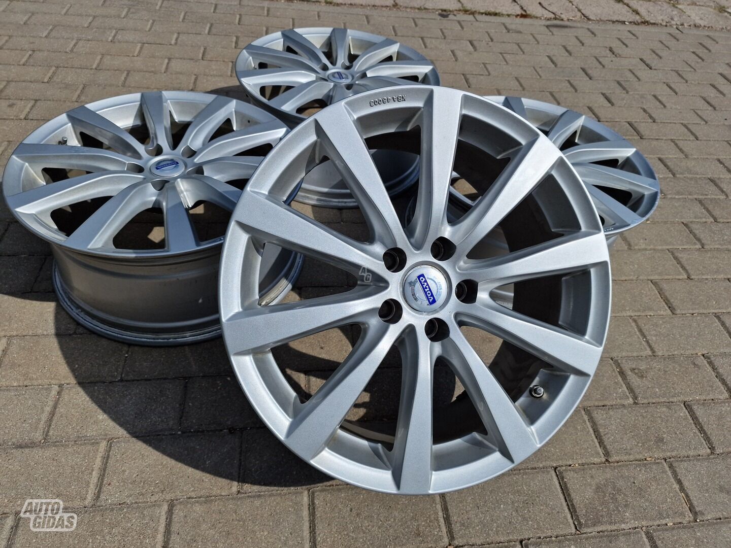 Volvo XC60 (2008-2024m) XC60 light alloy R18 rims