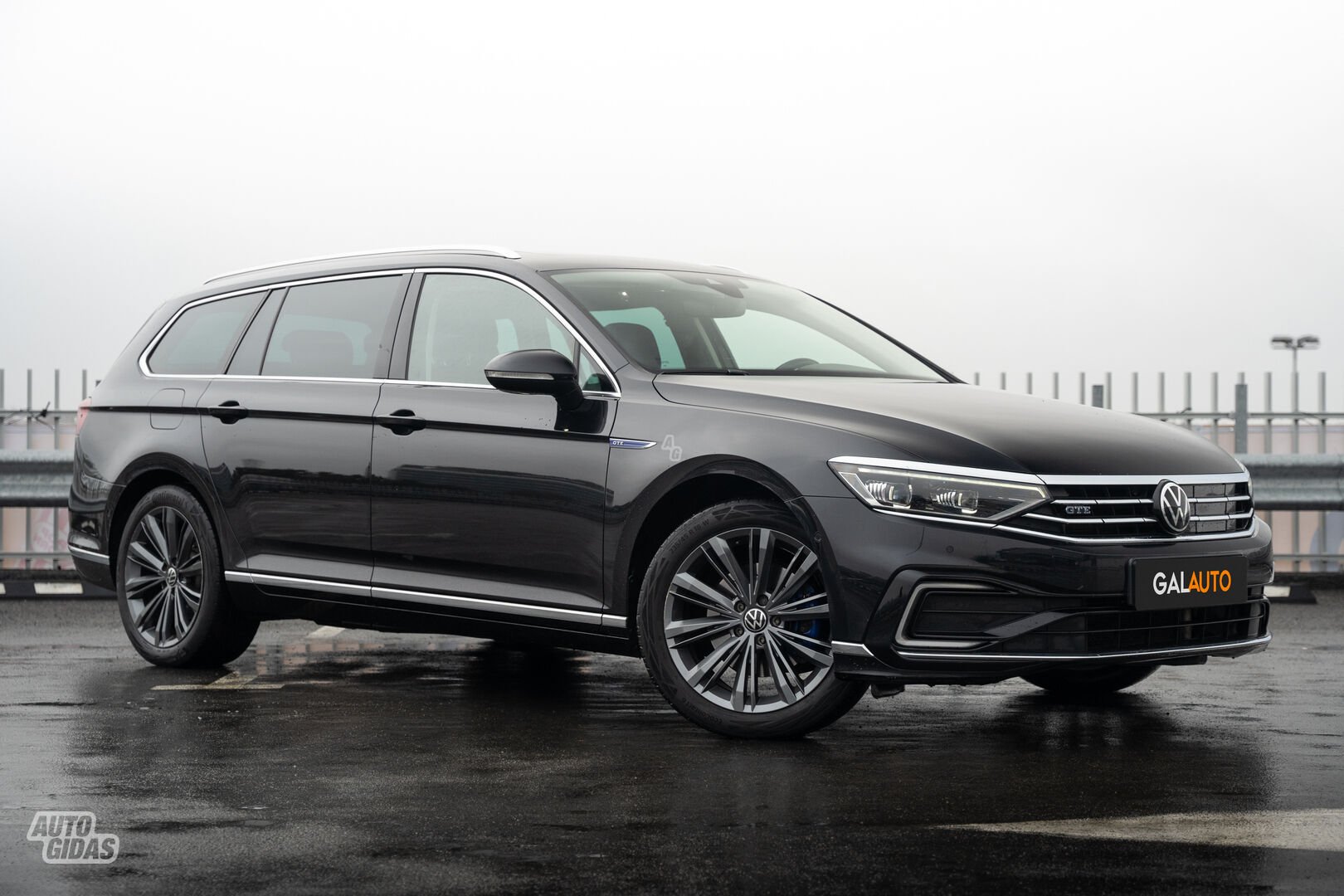 Volkswagen Passat GTE 2021 y