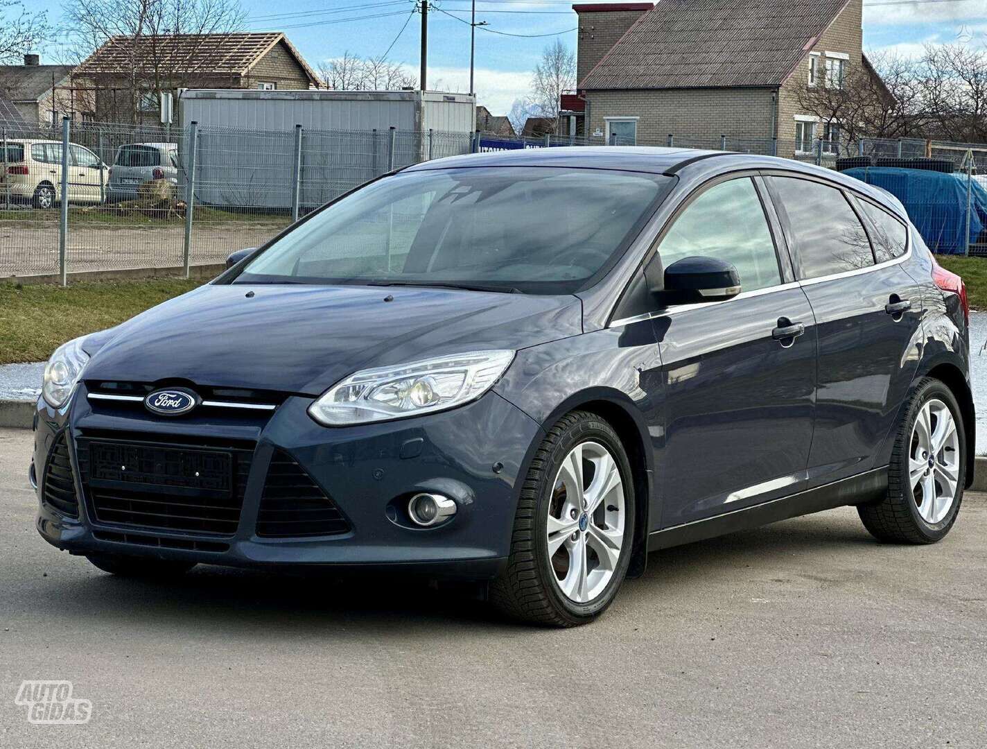 Ford Focus 2012 г Хэтчбек