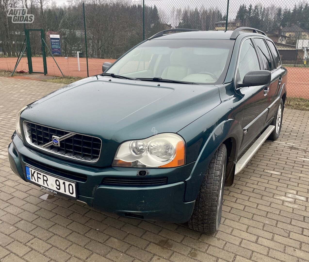 Volvo XC90 2004 y Off-road / Crossover