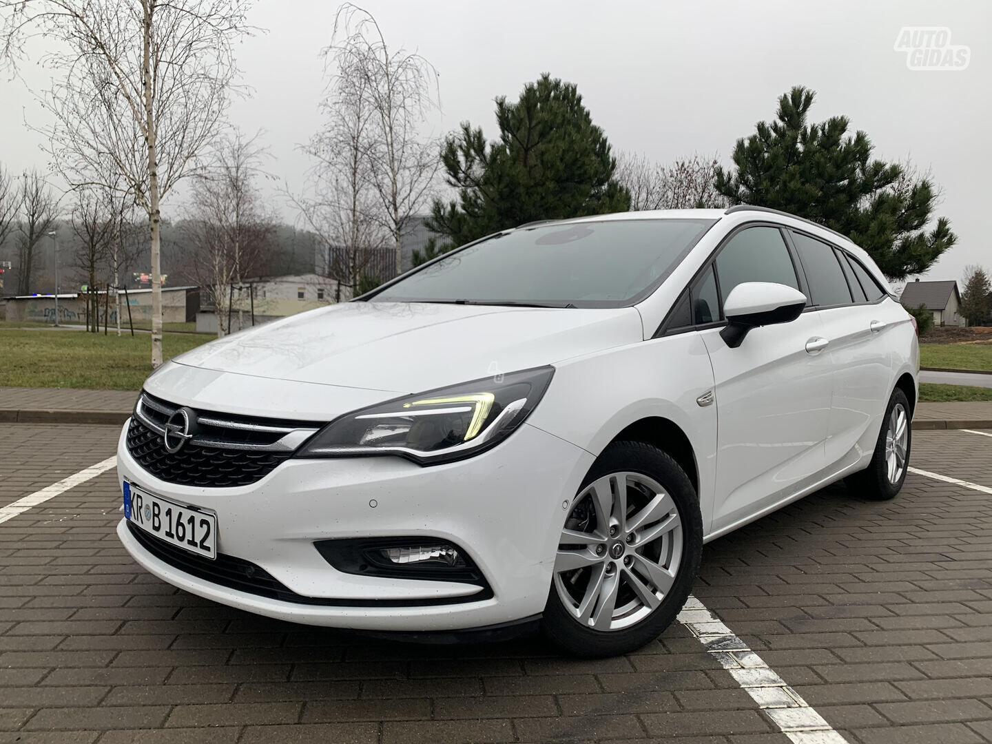 Opel Astra 2017 г Универсал