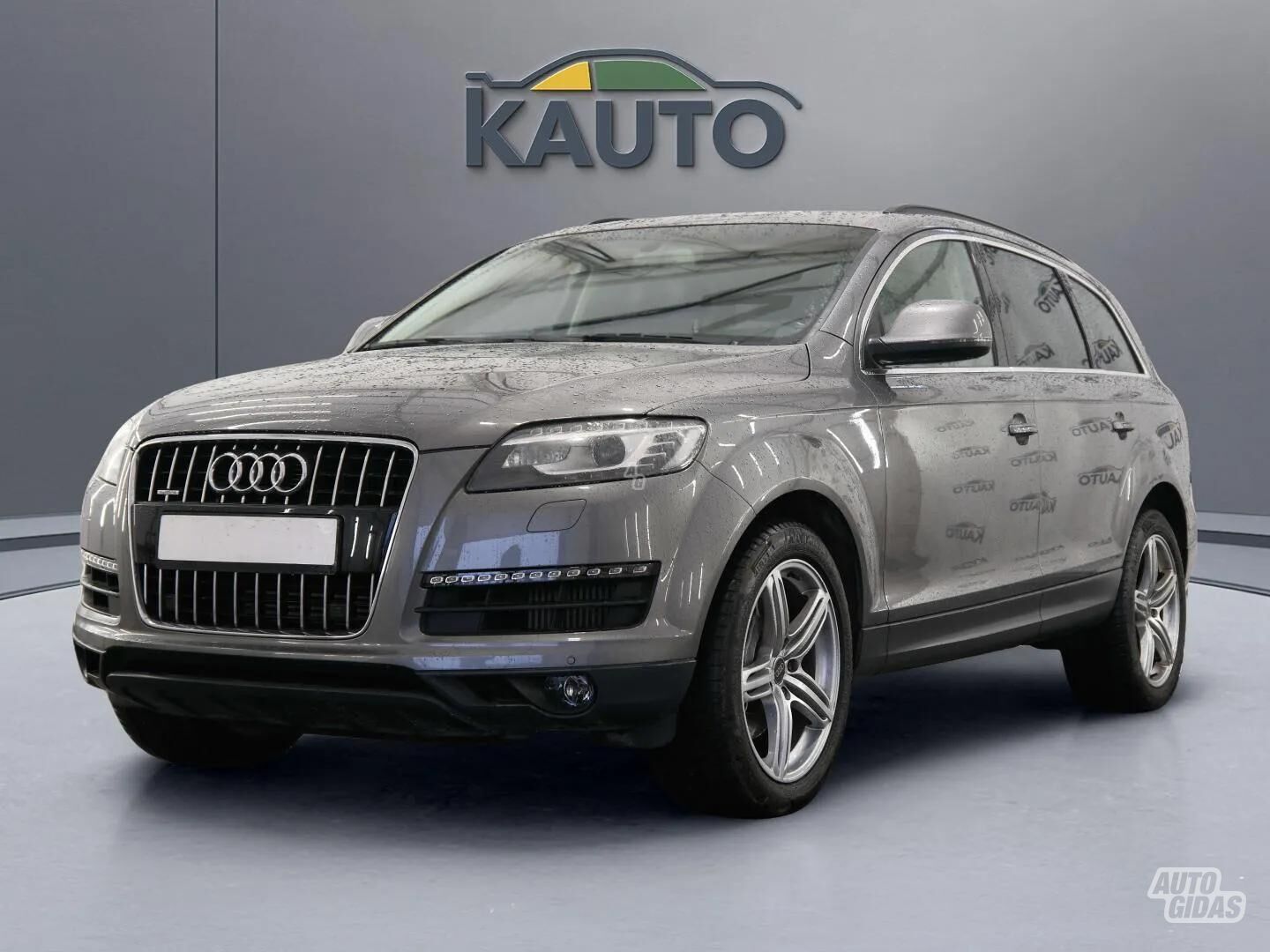 Audi Q7 2012 г Внедорожник / Кроссовер