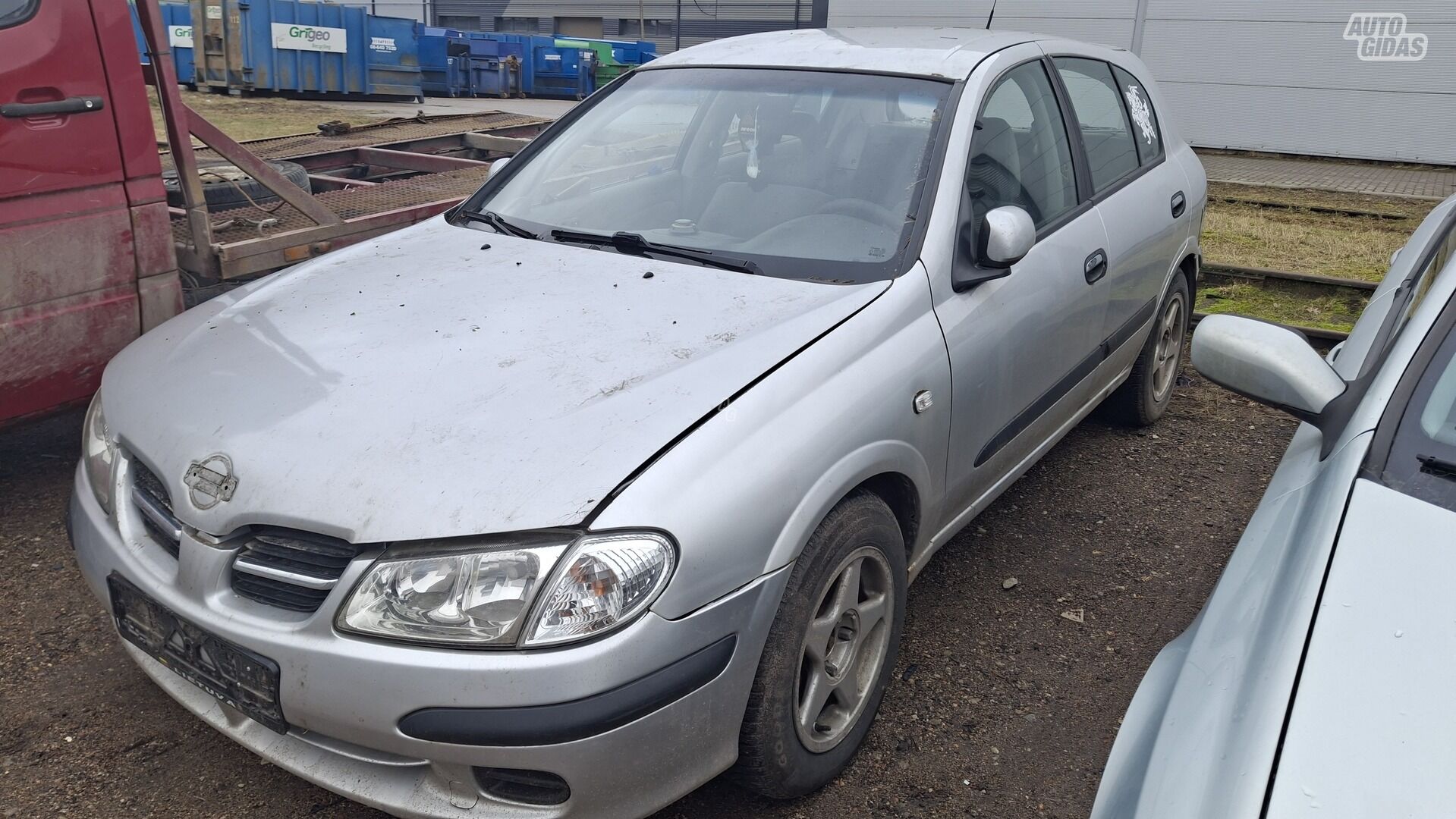 Nissan Almera 2000 m Hečbekas