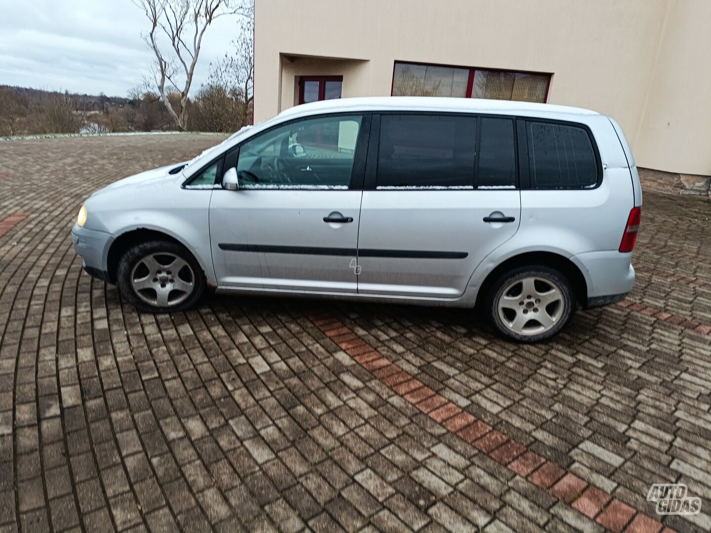 Volkswagen Touran 2004 m Vienatūris